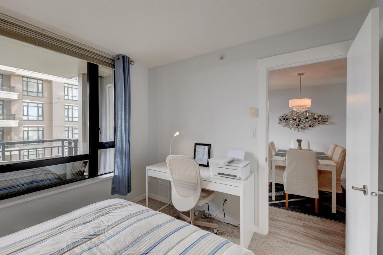 The Astoria Flair Apartamento Victoria Exterior foto